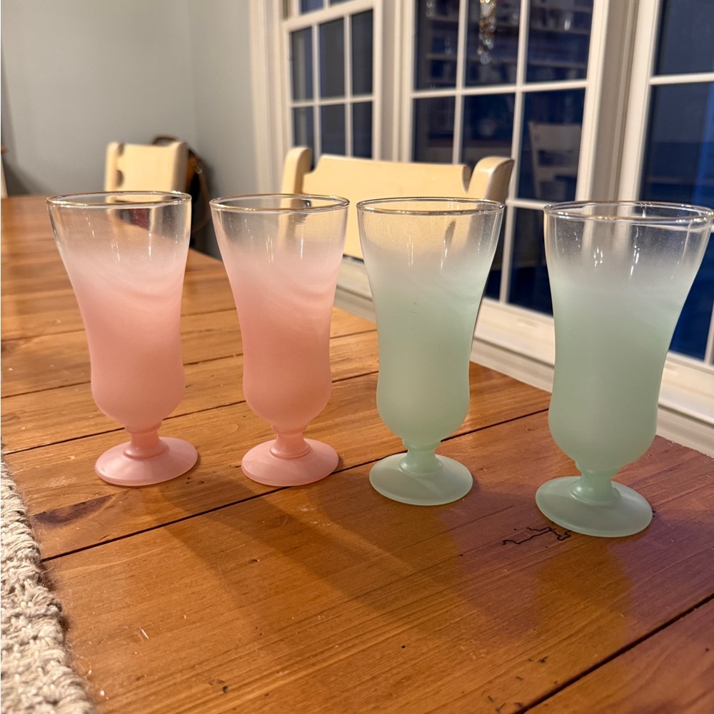 Blendo 4 Frosted Pastel Ombré Glassware Set Parfait Cocktail Glasses MCM Vintage - Picture 4 of 16